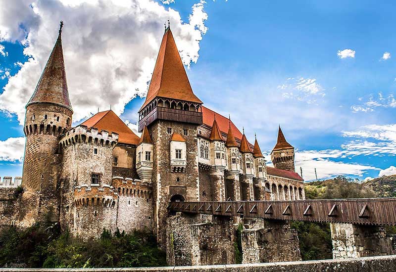 Obiective turistice in Transilvania Castelul Corvinilor